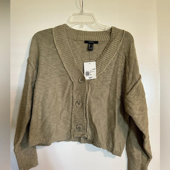 Forever 21 Sweaters - NWT Forever 21 Green Cardigan Size S